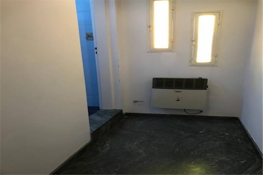 Liniers, Buenos Aires, Argentina, 3 Bedrooms Bedrooms, ,2 BathroomsBathrooms,Casas,Venta,EL ZORZAL,41307
