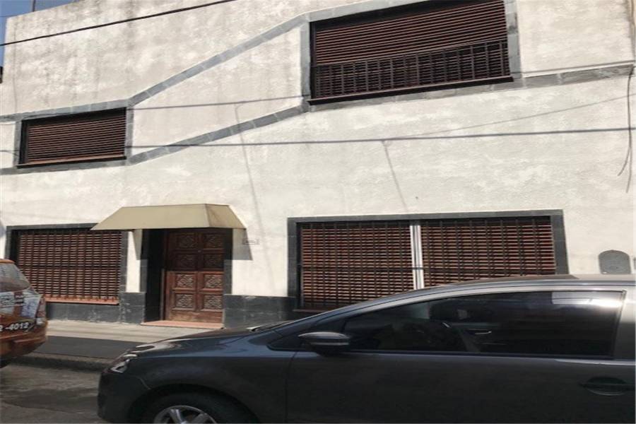 Liniers, Buenos Aires, Argentina, 3 Bedrooms Bedrooms, ,2 BathroomsBathrooms,Casas,Venta,EL ZORZAL,41307