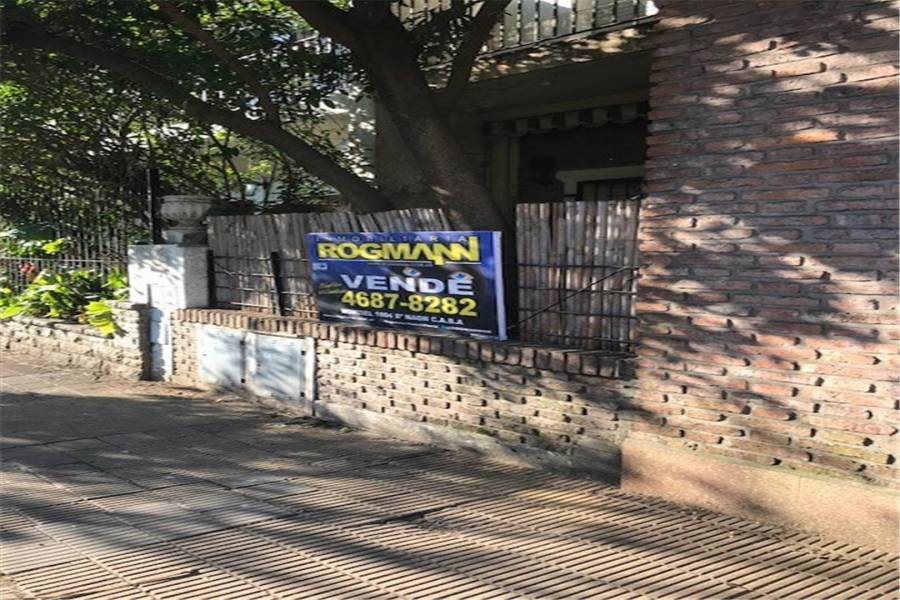 Villa Urquiza, Buenos Aires, Argentina, 6 Bedrooms Bedrooms, ,3 BathroomsBathrooms,Casas,Venta,tronador,41308