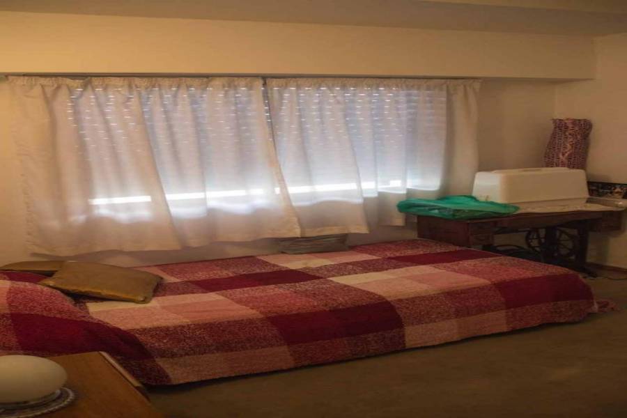 Liniers, Buenos Aires, Argentina, 2 Bedrooms Bedrooms, ,1 BañoBathrooms,PH Tipo Casa,Venta,PASAJE TOMAS VALENCIA,1,41312
