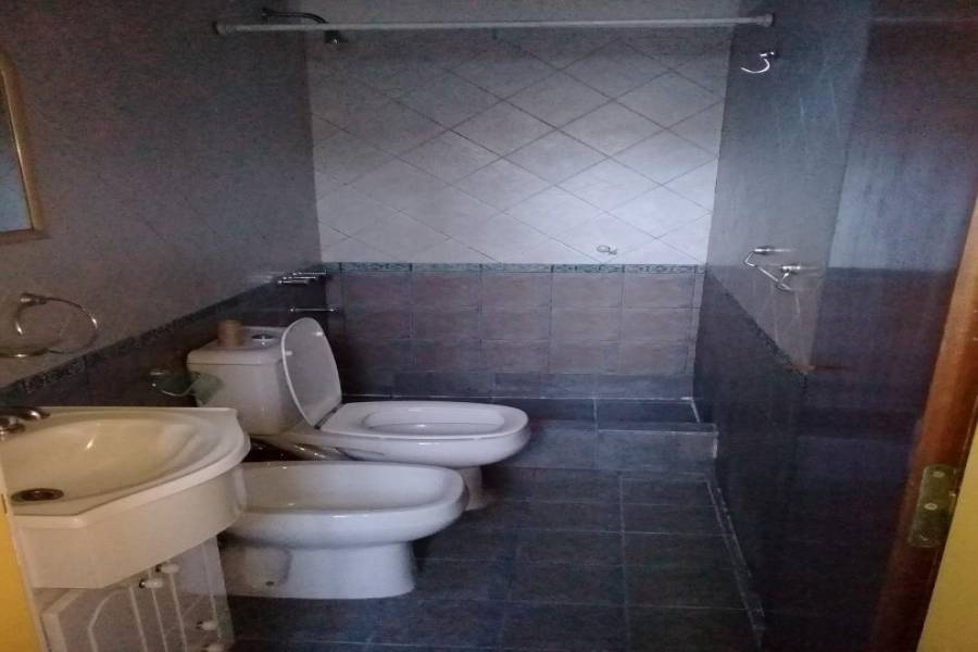 Villa Luro, Buenos Aires, Argentina, 3 Bedrooms Bedrooms, ,1 BañoBathrooms,Apartamentos,Venta,GUARDIA NACIONAL,41323