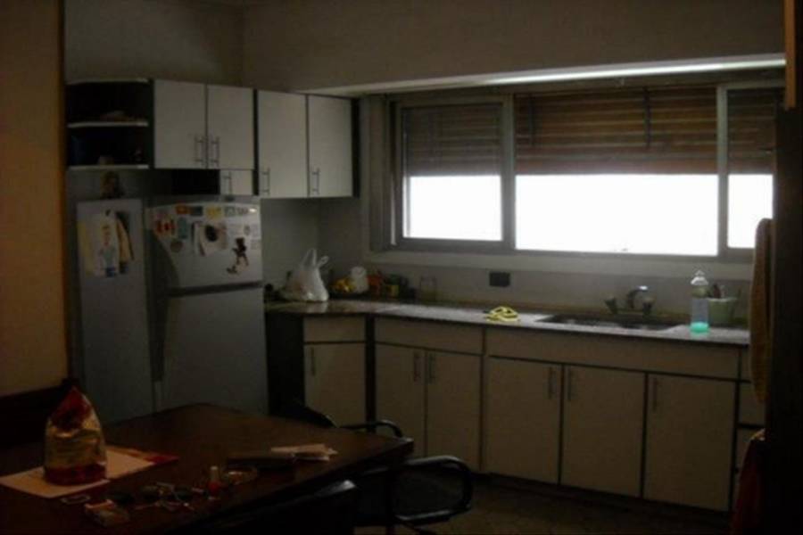 Mataderos, Buenos Aires, Argentina, 3 Bedrooms Bedrooms, ,2 BathroomsBathrooms,Casas,Venta,GORDILLO ,41324