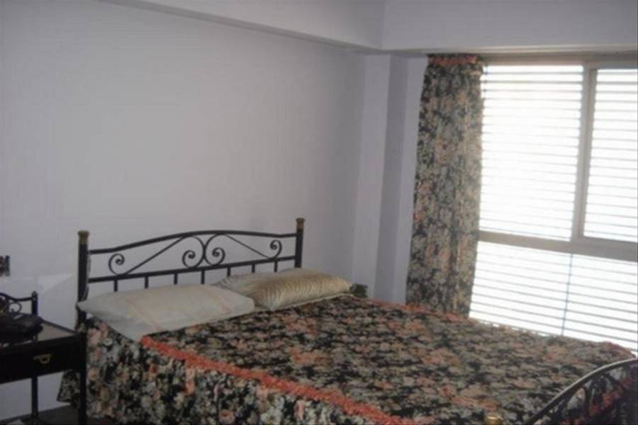 Mataderos, Buenos Aires, Argentina, 3 Bedrooms Bedrooms, ,2 BathroomsBathrooms,Casas,Venta,GORDILLO ,41324