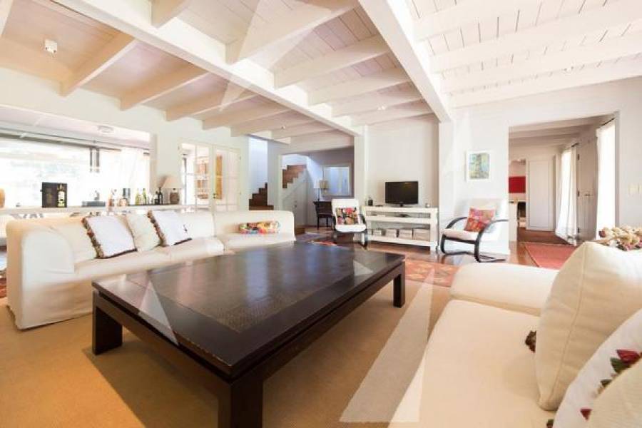Maldonado, Uruguay, 4 Bedrooms Bedrooms, ,1 BañoBathrooms,Casas,Alquiler-Arriendo,41363