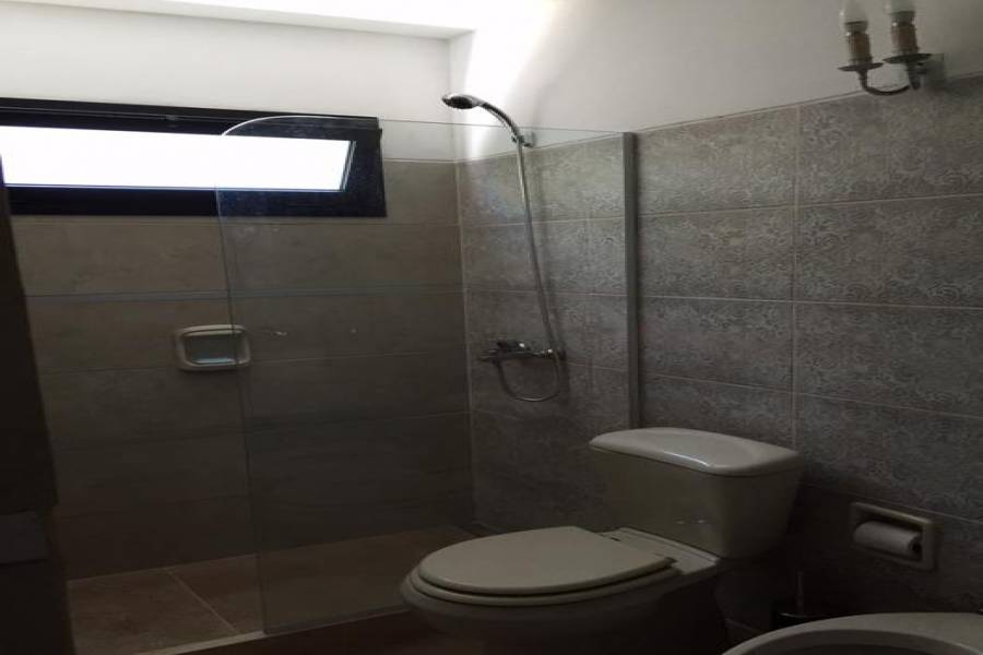 Maldonado, Uruguay, 3 Bedrooms Bedrooms, ,2 BathroomsBathrooms,Casas,Alquiler-Arriendo,41364