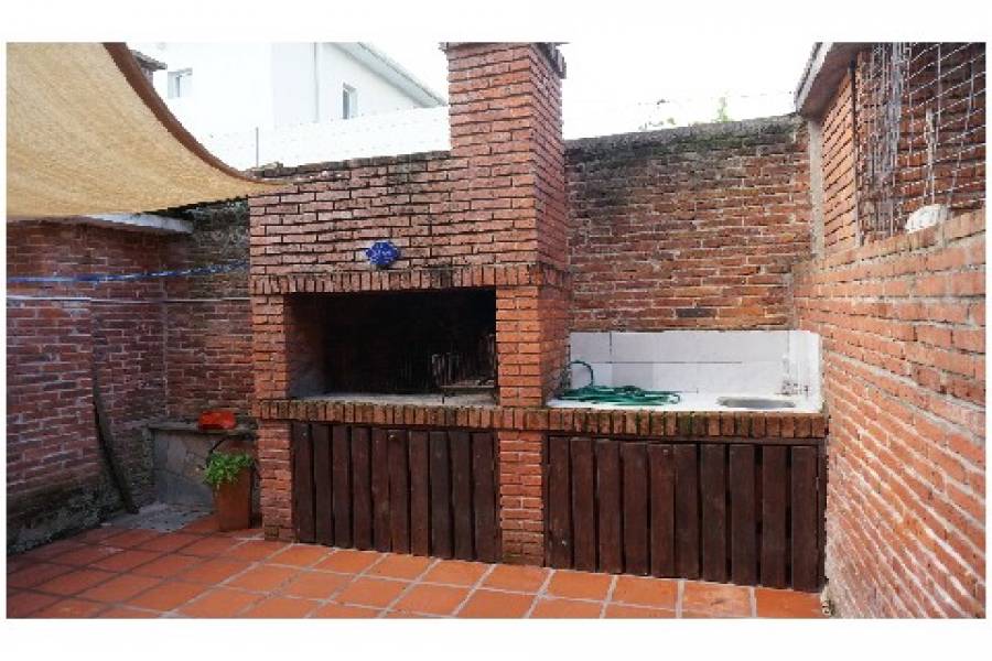 Maldonado, Uruguay, 2 Bedrooms Bedrooms, ,2 BathroomsBathrooms,Casas,Venta,41365