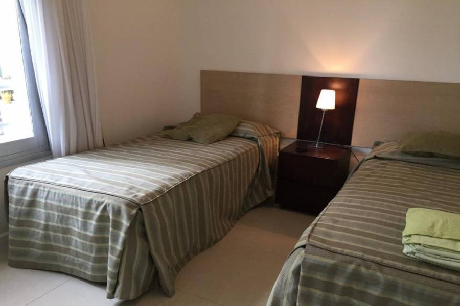 Maldonado, Uruguay, 2 Bedrooms Bedrooms, ,2 BathroomsBathrooms,Apartamentos,Venta,41367