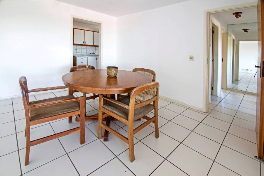 Punta del Este, Maldonado, Uruguay, 3 Bedrooms Bedrooms, ,2 BathroomsBathrooms,Apartamentos,Venta,41374