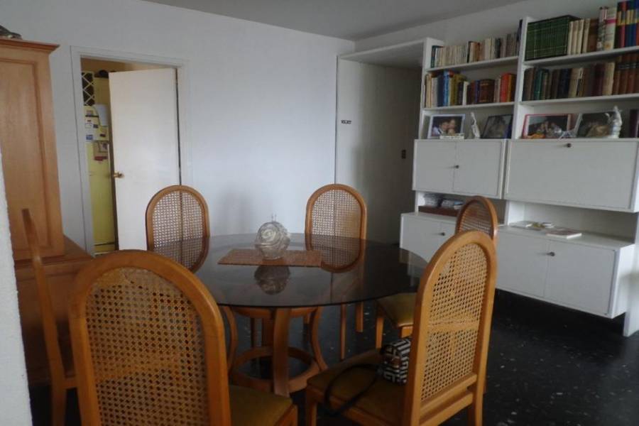 Punta del Este, Maldonado, Uruguay, 2 Bedrooms Bedrooms, ,2 BathroomsBathrooms,Apartamentos,Venta,41386