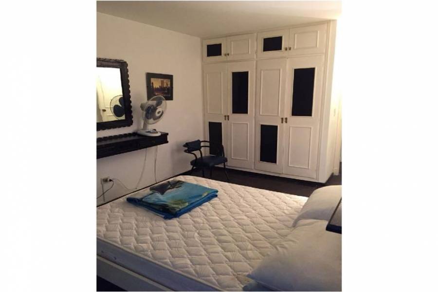 PUNTA DEL ESTE, Maldonado, Uruguay, 2 Bedrooms Bedrooms, ,1 BañoBathrooms,Apartamentos,Venta,41388