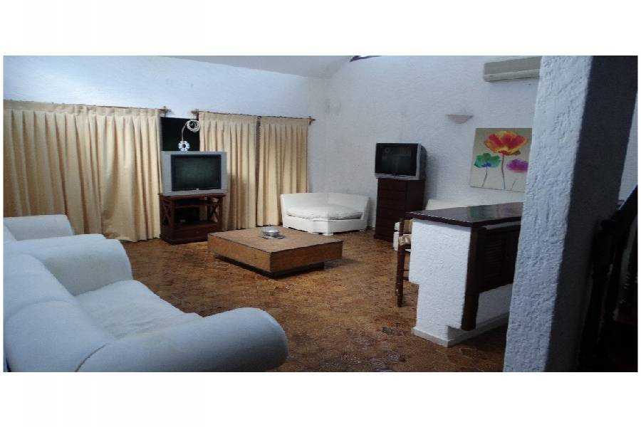 Maldonado, Uruguay, 4 Bedrooms Bedrooms, ,3 BathroomsBathrooms,Casas,Venta,41396