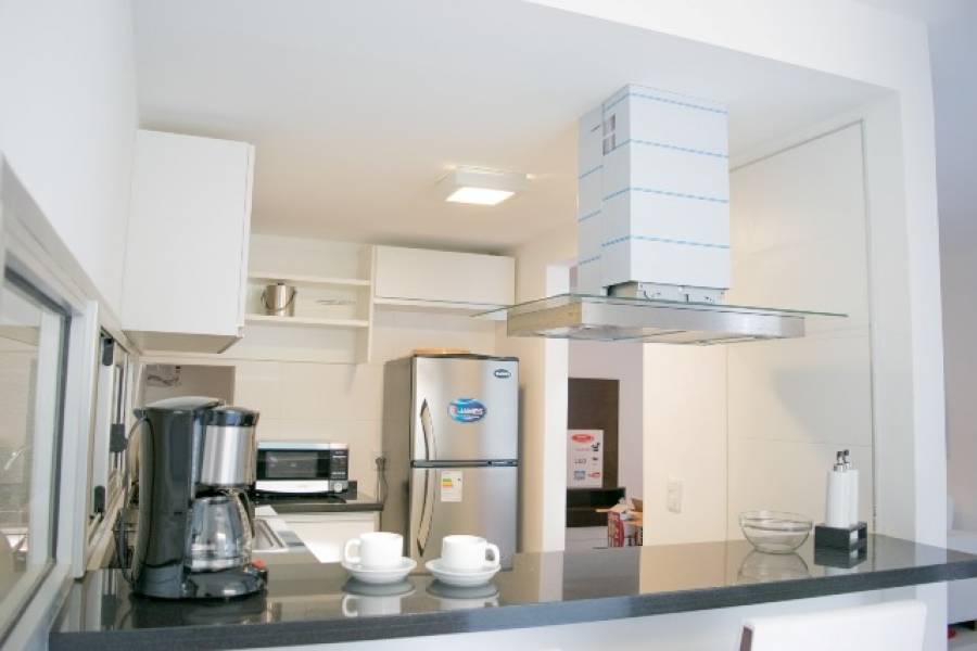 Punta del Este, Maldonado, Uruguay, 2 Bedrooms Bedrooms, ,1 BañoBathrooms,Apartamentos,Venta,41413