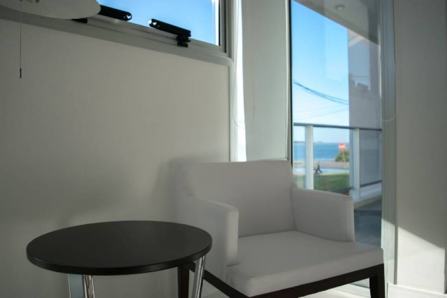 Punta del Este, Maldonado, Uruguay, 2 Bedrooms Bedrooms, ,1 BañoBathrooms,Apartamentos,Venta,41413