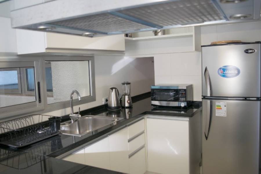 Punta del Este, Maldonado, Uruguay, 2 Bedrooms Bedrooms, ,1 BañoBathrooms,Apartamentos,Venta,41413