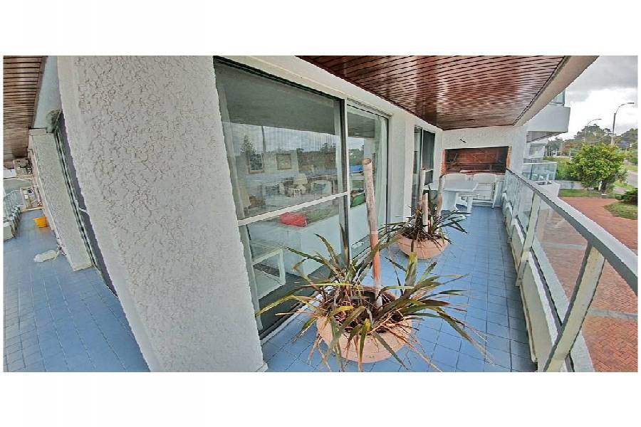 punta del este, Maldonado, Uruguay, 4 Bedrooms Bedrooms, ,4 BathroomsBathrooms,Apartamentos,Venta,41417