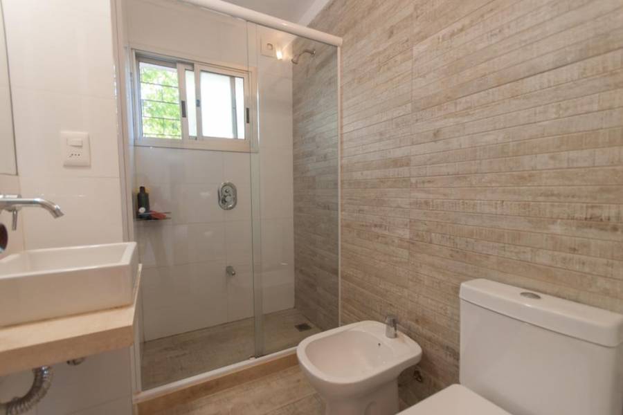 Punta del Este, Maldonado, Uruguay, 2 Bedrooms Bedrooms, ,2 BathroomsBathrooms,Casas,Venta,41427