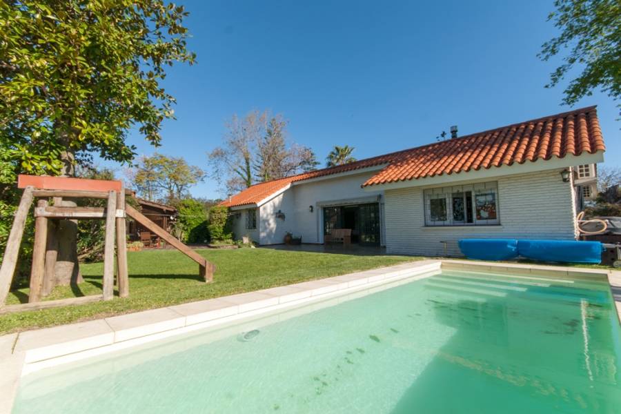 Punta del Este, Maldonado, Uruguay, 2 Bedrooms Bedrooms, ,2 BathroomsBathrooms,Casas,Venta,41427