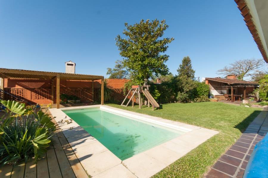 Punta del Este, Maldonado, Uruguay, 2 Bedrooms Bedrooms, ,2 BathroomsBathrooms,Casas,Venta,41427