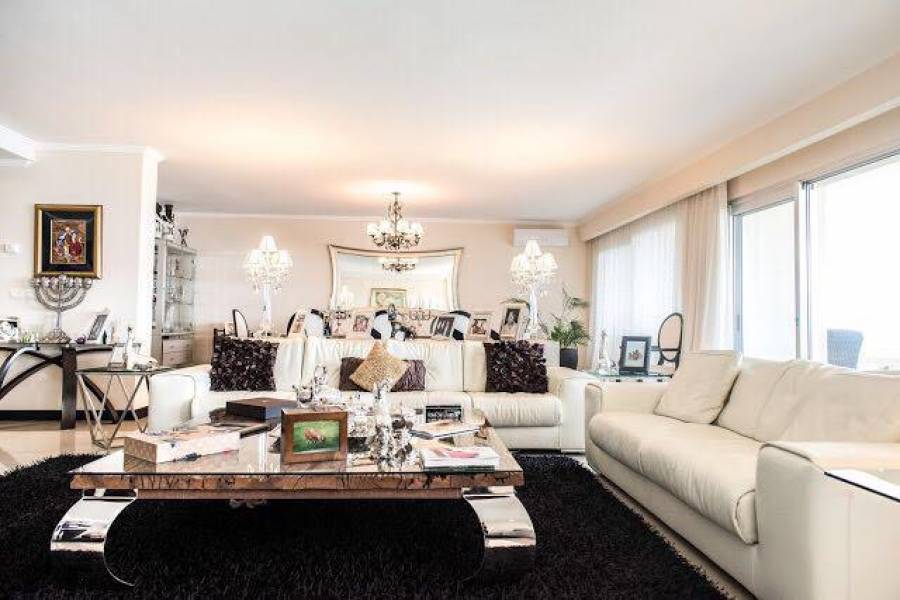 Punta del Este, Maldonado, Uruguay, 4 Bedrooms Bedrooms, ,7 BathroomsBathrooms,Apartamentos,Venta,41429