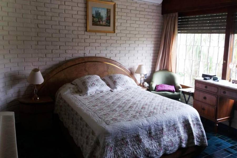 Punta del Este, Maldonado, Uruguay, 4 Bedrooms Bedrooms, ,3 BathroomsBathrooms,Casas,Temporario,41432