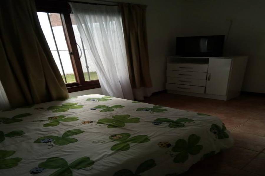 Punta del Este, Maldonado, Uruguay, 4 Bedrooms Bedrooms, ,3 BathroomsBathrooms,Casas,Temporario,41433