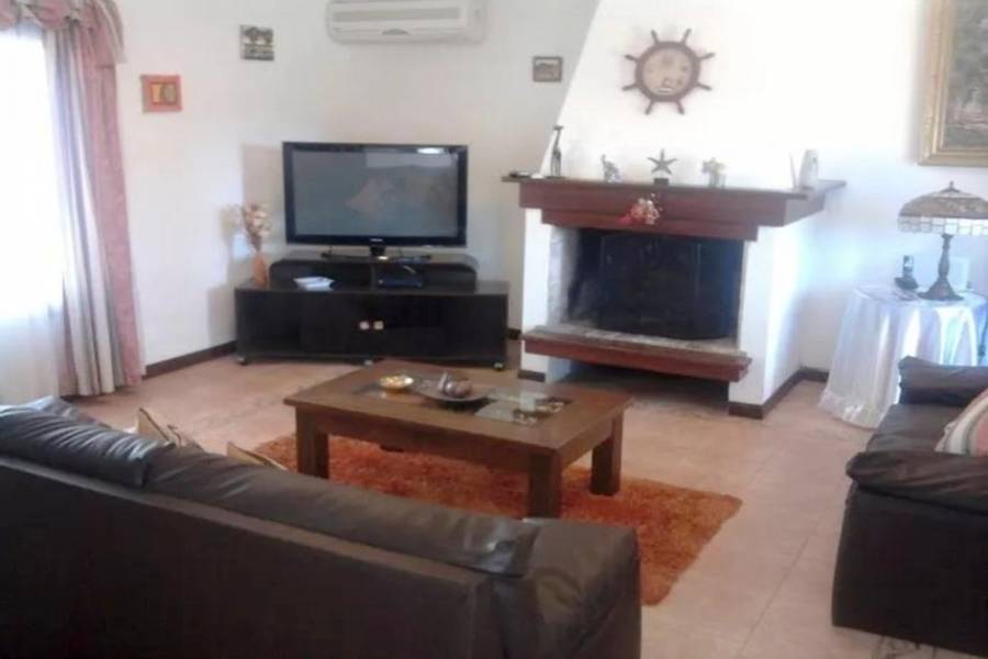 Punta del Este, Maldonado, Uruguay, 4 Bedrooms Bedrooms, ,3 BathroomsBathrooms,Casas,Temporario,41433