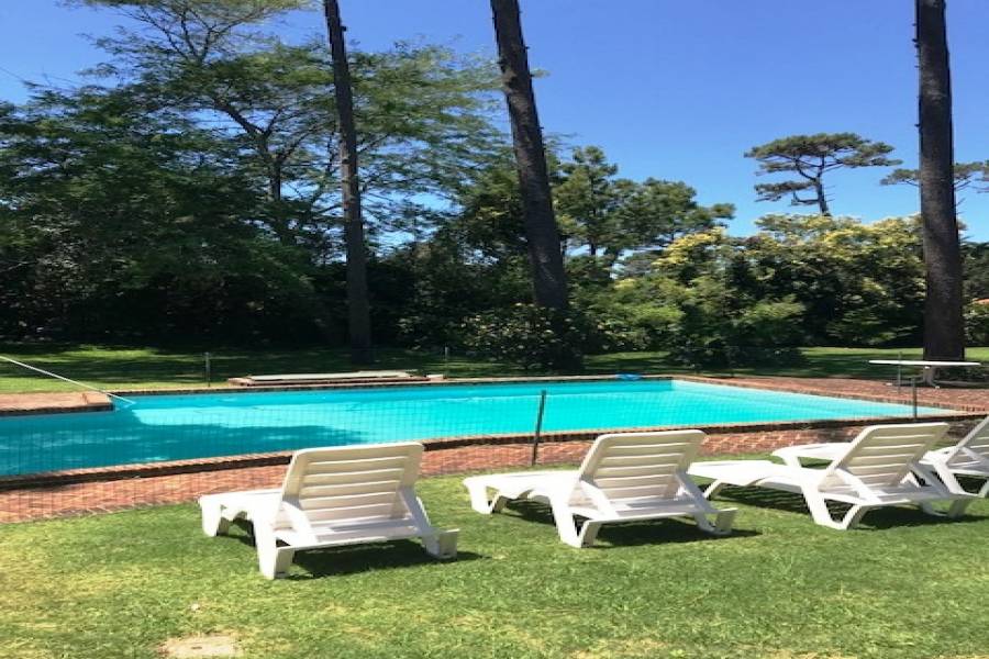 Punta del Este, Maldonado, Uruguay, 6 Bedrooms Bedrooms, ,4 BathroomsBathrooms,Casas,Temporario,41435