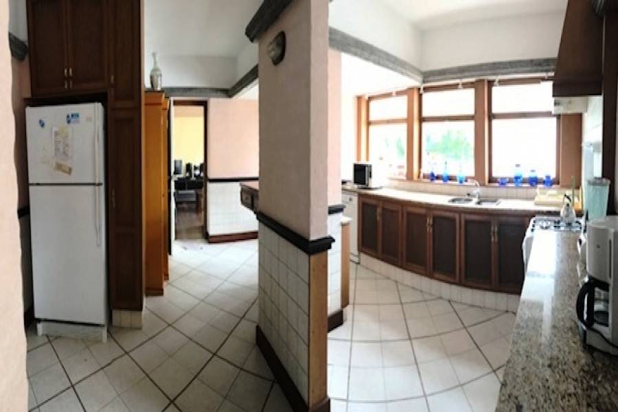 Punta del Este, Maldonado, Uruguay, 6 Bedrooms Bedrooms, ,4 BathroomsBathrooms,Casas,Temporario,41435