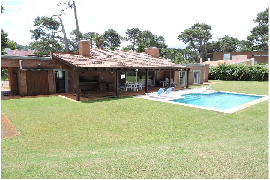 Punta del Este, Maldonado, Uruguay, 3 Bedrooms Bedrooms, ,3 BathroomsBathrooms,Casas,Temporario,41436