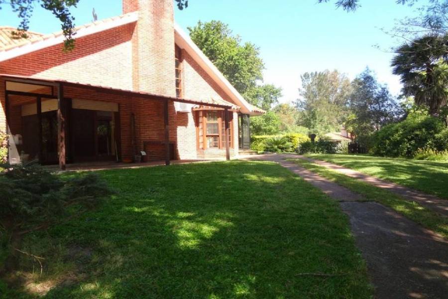 Punta del este, Maldonado, Uruguay, 3 Bedrooms Bedrooms, ,3 BathroomsBathrooms,Casas,Temporario,41438