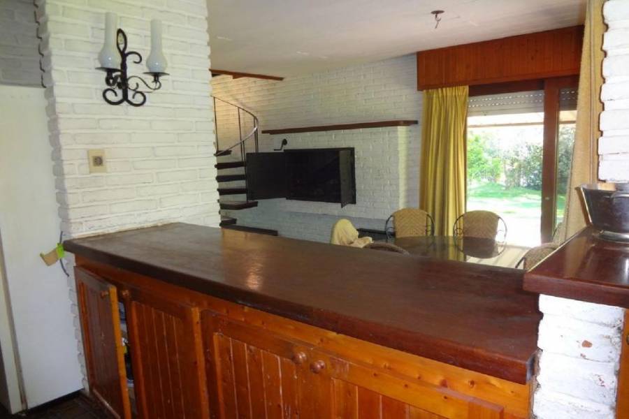 Punta del este, Maldonado, Uruguay, 3 Bedrooms Bedrooms, ,3 BathroomsBathrooms,Casas,Temporario,41438