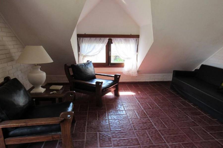 Punta del Este, Maldonado, Uruguay, 6 Bedrooms Bedrooms, ,3 BathroomsBathrooms,Casas,Temporario,41440