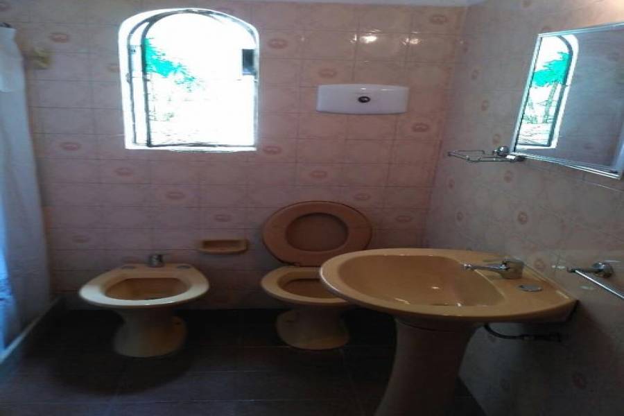 Punta del Este, Maldonado, Uruguay, 3 Bedrooms Bedrooms, ,2 BathroomsBathrooms,Casas,Temporario,41442