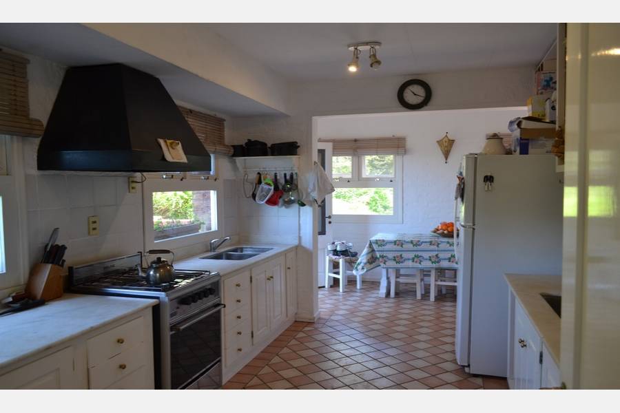 Punta del Este, Maldonado, Uruguay, 4 Bedrooms Bedrooms, ,3 BathroomsBathrooms,Casas,Temporario,41449