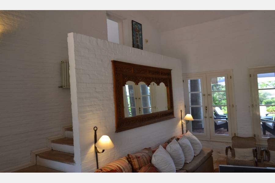 Punta del Este, Maldonado, Uruguay, 4 Bedrooms Bedrooms, ,3 BathroomsBathrooms,Casas,Temporario,41449