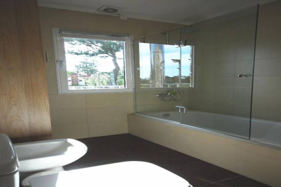 Punta del Este, Maldonado, Uruguay, 3 Bedrooms Bedrooms, ,3 BathroomsBathrooms,Casas,Temporario,41451