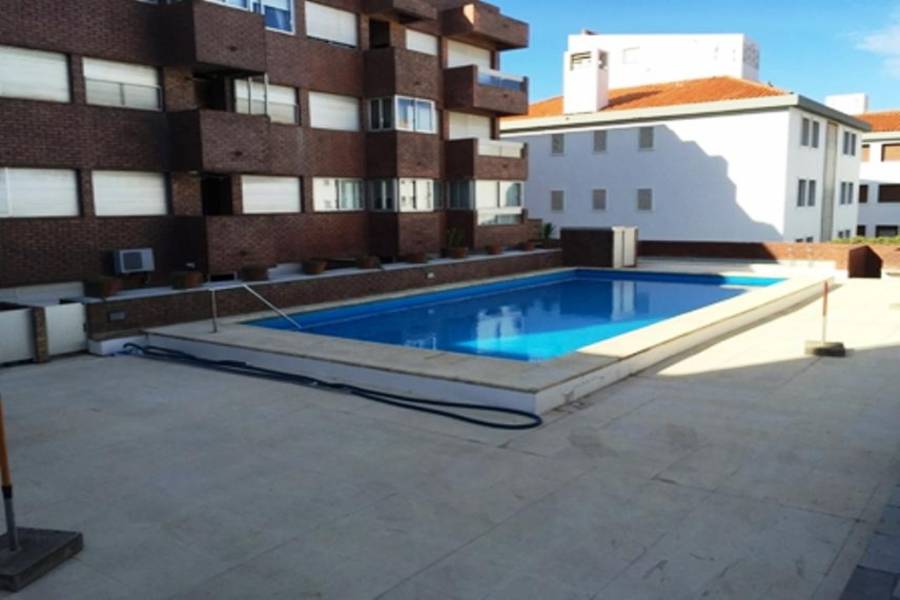 Punta del Este, Maldonado, Uruguay, 4 Bedrooms Bedrooms, ,3 BathroomsBathrooms,Apartamentos,Venta,41455