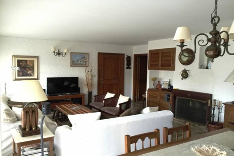 Punta del Este, Maldonado, Uruguay, 4 Bedrooms Bedrooms, ,3 BathroomsBathrooms,Apartamentos,Venta,41455