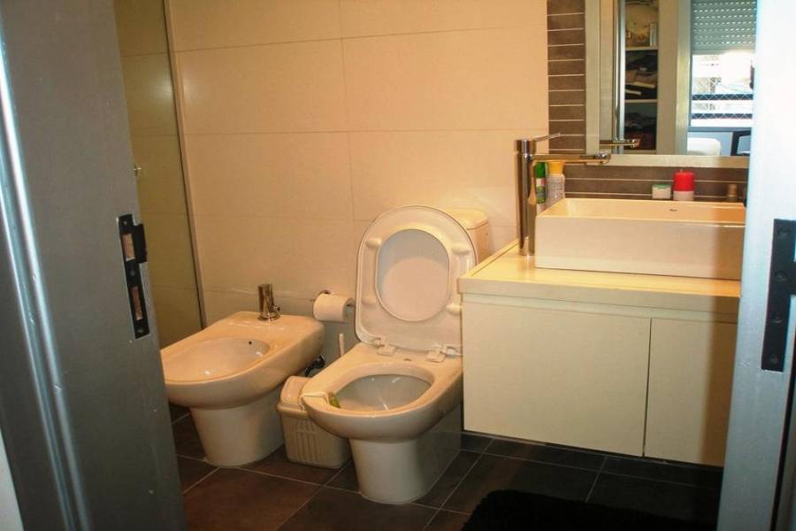 Punta del Este, Maldonado, Uruguay, 2 Bedrooms Bedrooms, ,2 BathroomsBathrooms,Apartamentos,Venta,41459