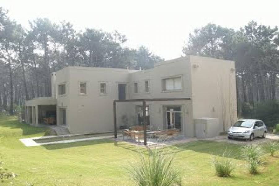 Punta del Este, Maldonado, Uruguay, 6 Bedrooms Bedrooms, ,6 BathroomsBathrooms,Casas,Temporario,41465