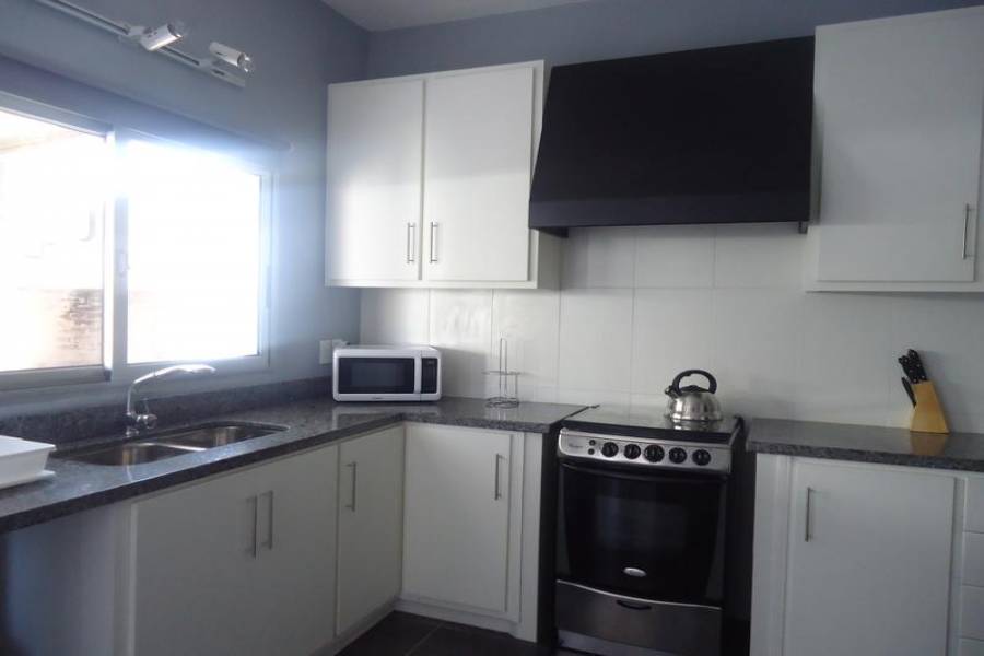 Punta del Este, Maldonado, Uruguay, 4 Bedrooms Bedrooms, ,Casas,Temporario,41486