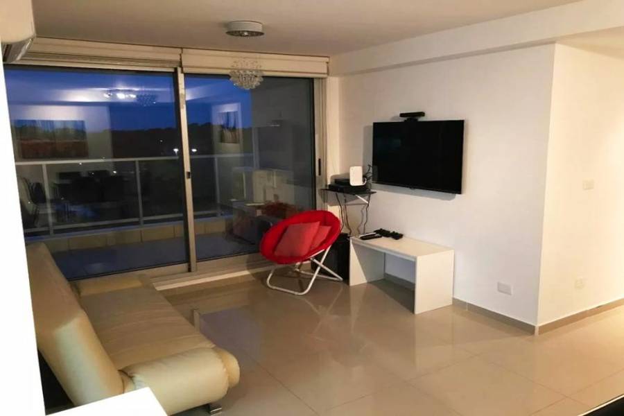 Punta del Este, Maldonado, Uruguay, 2 Bedrooms Bedrooms, ,2 BathroomsBathrooms,Apartamentos,Venta,41487