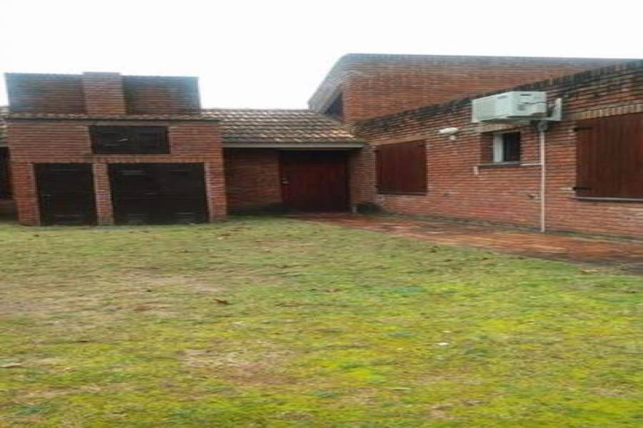 Punta del este, Maldonado, Uruguay, 3 Bedrooms Bedrooms, ,3 BathroomsBathrooms,Casas,Temporario,41488