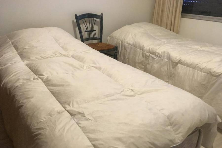 Punta del Este, Maldonado, Uruguay, 3 Bedrooms Bedrooms, ,3 BathroomsBathrooms,Apartamentos,Venta,41496