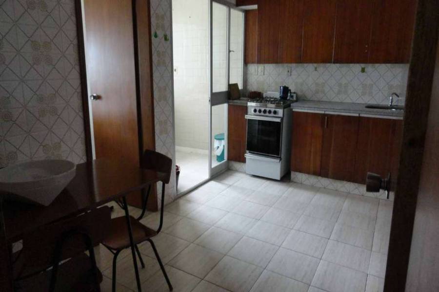 Punta del Este, Maldonado, Uruguay, 3 Bedrooms Bedrooms, ,2 BathroomsBathrooms,Apartamentos,Venta,41498