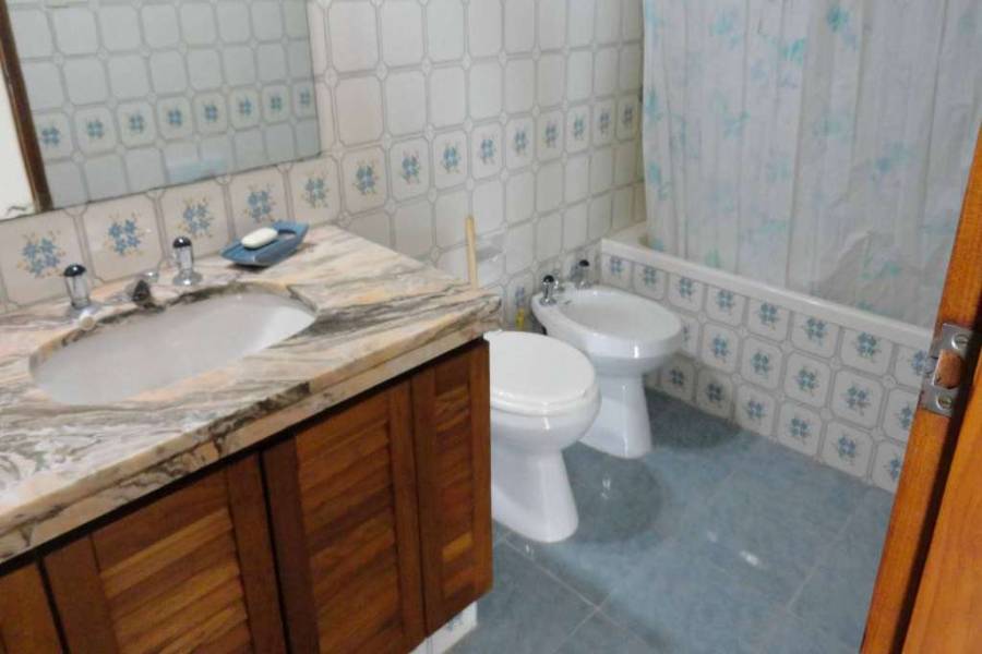 Punta del Este, Maldonado, Uruguay, 3 Bedrooms Bedrooms, ,2 BathroomsBathrooms,Apartamentos,Venta,41499