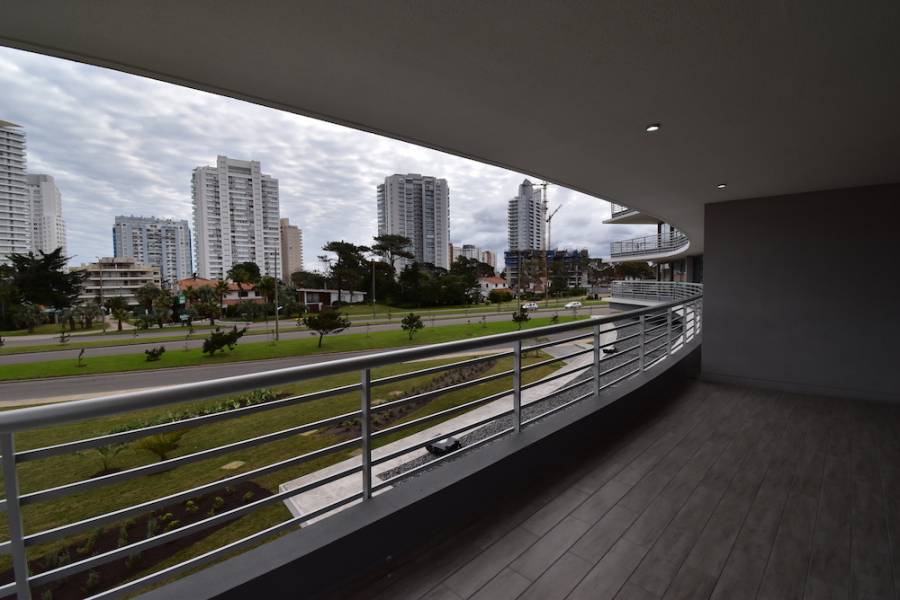 Punta del Este, Maldonado, Uruguay, 3 Bedrooms Bedrooms, ,2 BathroomsBathrooms,Apartamentos,Venta,41510
