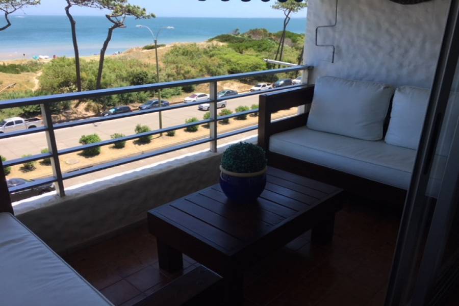 Punta del Este, Maldonado, Uruguay, 2 Bedrooms Bedrooms, ,1 BañoBathrooms,Apartamentos,Venta,41511
