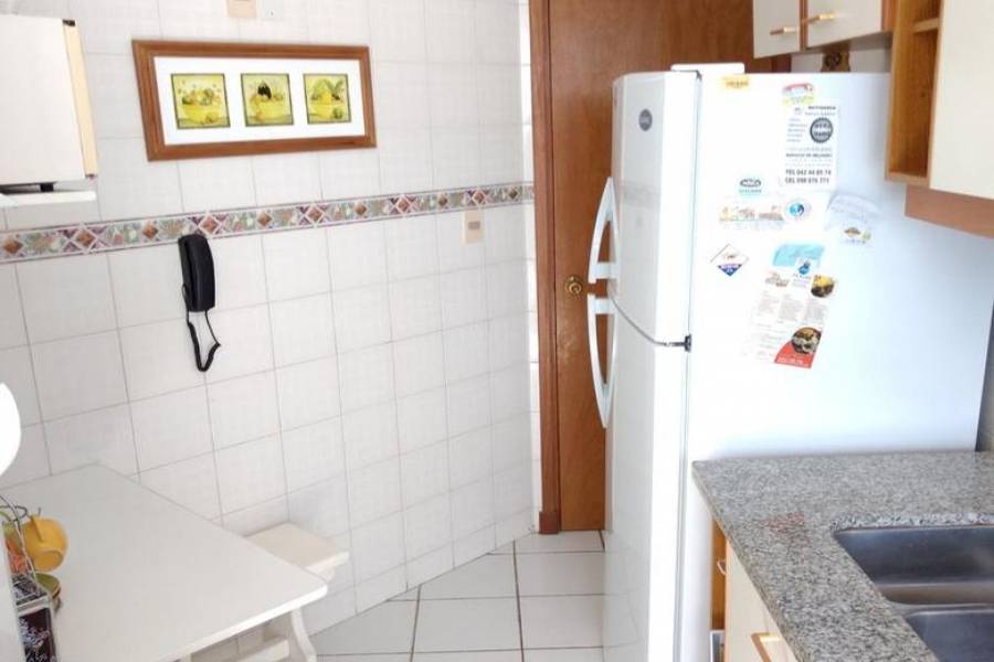 PUNTA DEL ESTE, Maldonado, Uruguay, 2 Bedrooms Bedrooms, ,2 BathroomsBathrooms,Apartamentos,Venta,41529