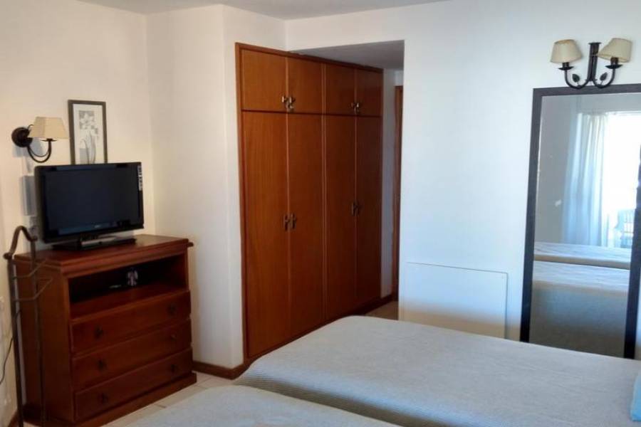 PUNTA DEL ESTE, Maldonado, Uruguay, 2 Bedrooms Bedrooms, ,2 BathroomsBathrooms,Apartamentos,Venta,41529